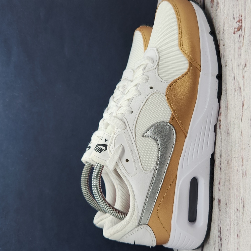 Nike | NEW Air Max SC White‎ Metallic Sneakers CW4554-107 Women's 9 - Picture 3 of 11